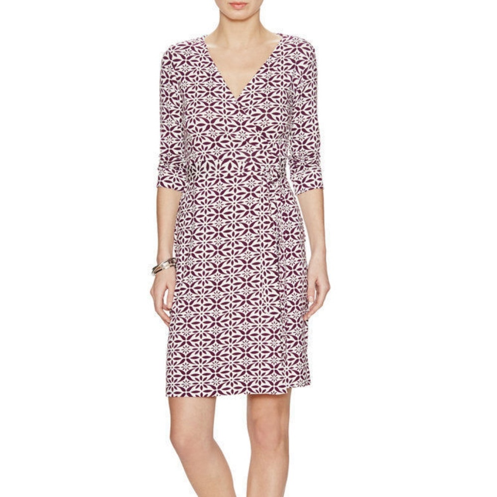 DvF NEW JULIAN TWO MOROCCAN FLORAL/ELDERBERRY-sz10
